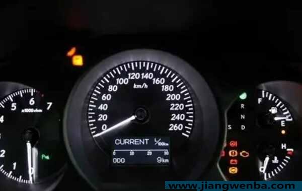 汽车260码的仪表盘，仪表盘最高260是什么档次的车