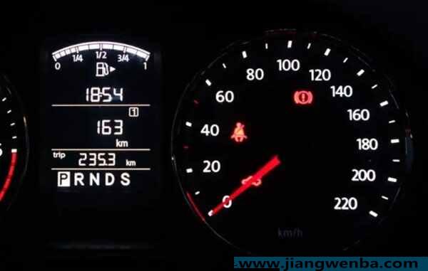 仪表盘最高220什么档次的车？仪表盘220一般都是什么车