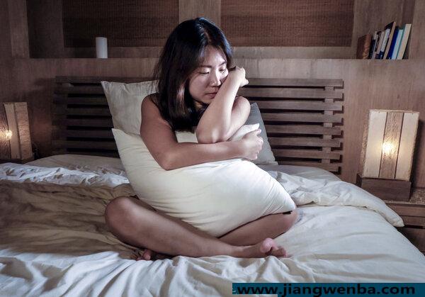 失眠VS多梦，哪个更伤身？